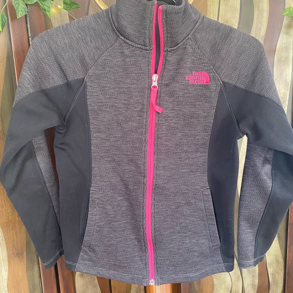 The North Face Girls Grey/black Jacket,size medium, 10/12